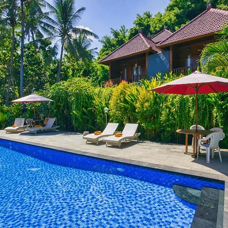 Coconut Hill Cottage Batununggul Exterior foto